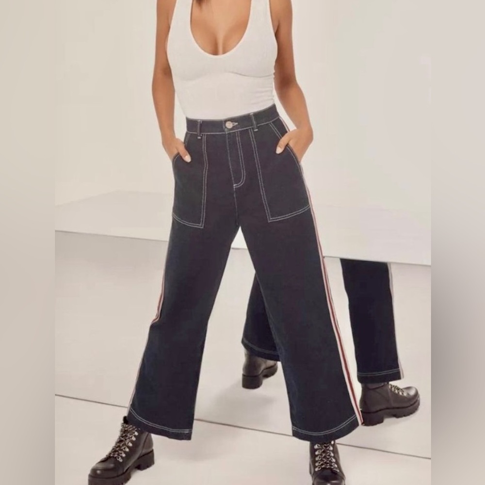 EUC Urban Outfitters BDG Contrast stitch side striped Carpenter denim jeans 💙